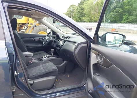 2015 Nissan Rogue Sv z USA, uszkodzony, nr VIN 5N1AT2MV9FC876128